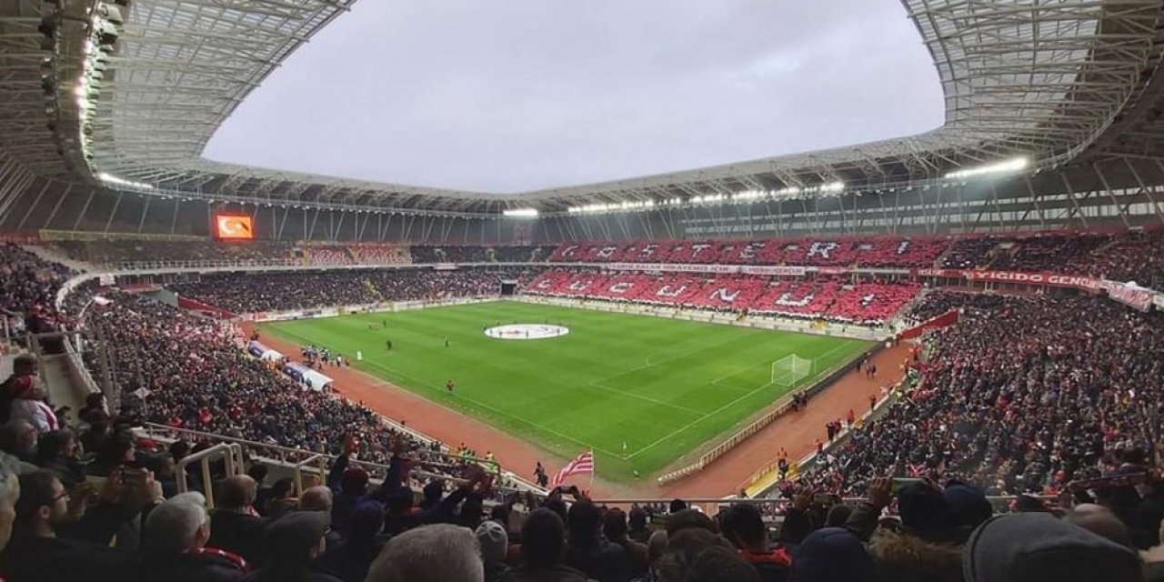 Stat kapıları 15.30’da açılacak