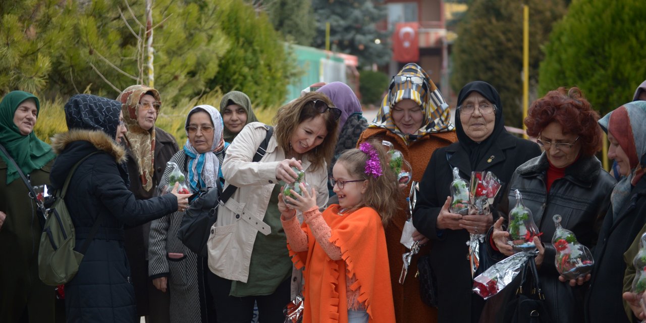 Eskişehir'de şehit yakınlarının Dünya Kadınlar Günü buluşması