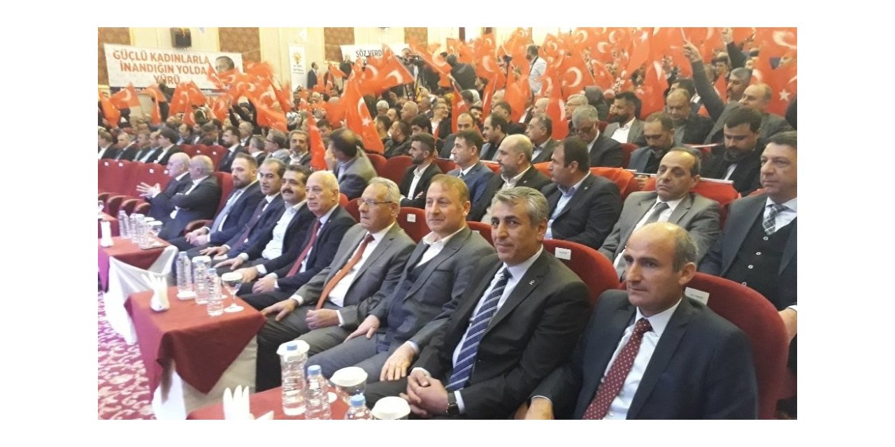 Bakan Gül: "Bu çocukların yeri dağın yolu değil okulun yoludur"