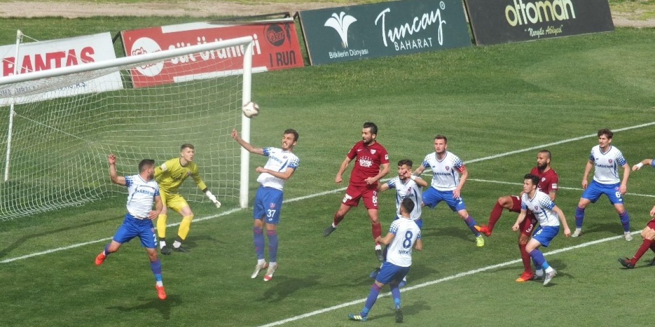 TFF 2. Lig: Bandırmaspor: 5 - Kardemir Karabükspor: 0