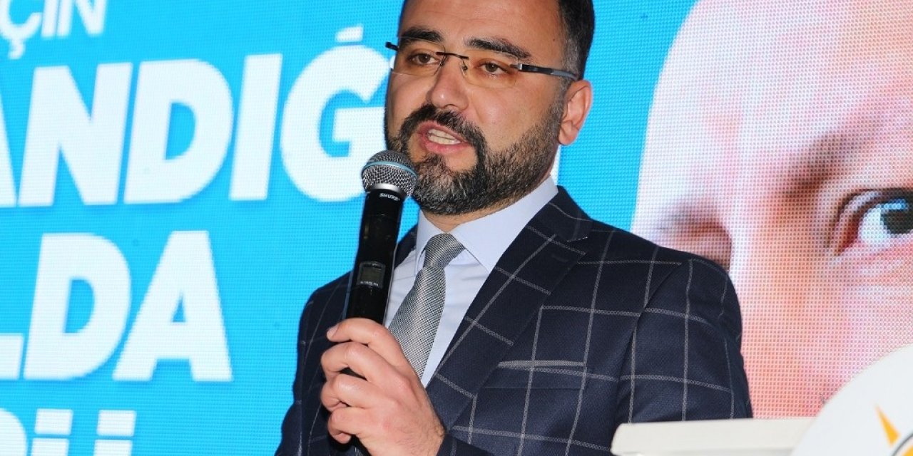 Kula AK Parti’de Palabıyık güven tazeledi