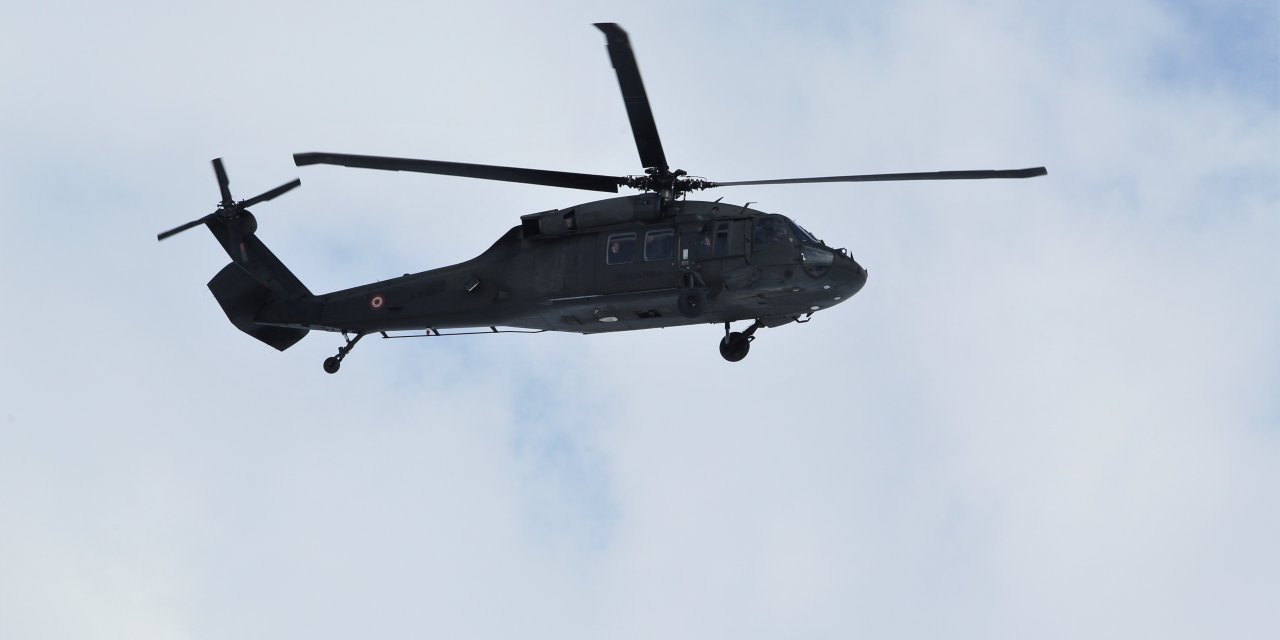 İçişleri Bakanı Süleyman Soylu, deprem bölgesinde incelemelerde bulundu: