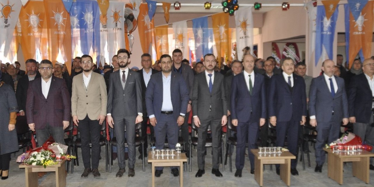 AK Parti Şuhut İlçe Başkanı Ali Diren güven tazeledi