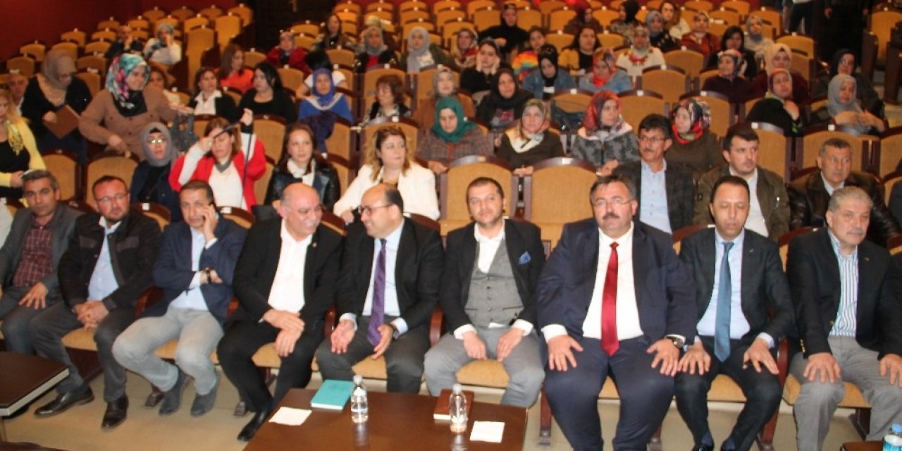 19. dönem düzenlenen  AK Parti siyasi akademisi ilk dersi Amasya’da yapıldı
