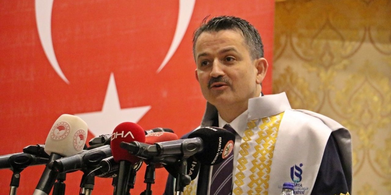 Bakan Pakdemirli’den gençlere: “Kolunuza takabildiğiniz kadar ’altın bilezik’ takın”