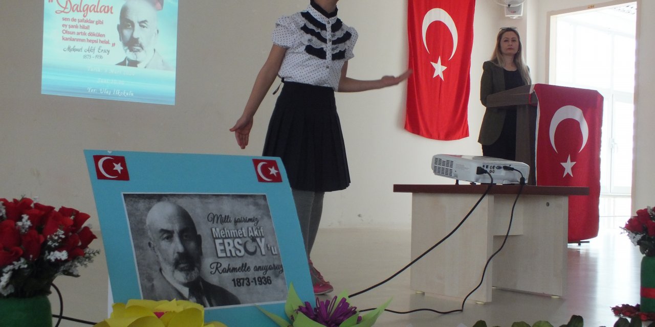 Ulaş'ta İstiklal Marşı'nı Güzel Okuma Yarışması düzenlendi