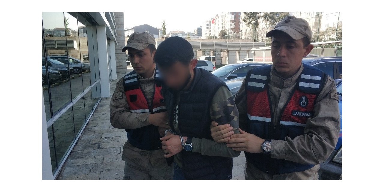 Tartıştığı akrabasını bıçakladı