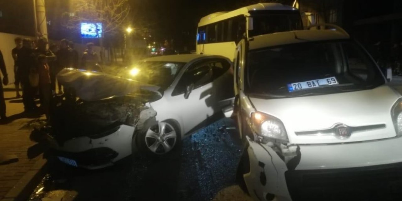 Denizli’de trafik kazası: 4 yaralı