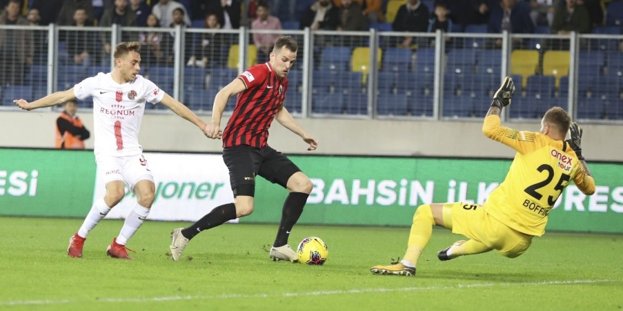 Süper Lig: Gençlerbirliği: 1 - Antalyaspor: 1 (Maç sonucu)