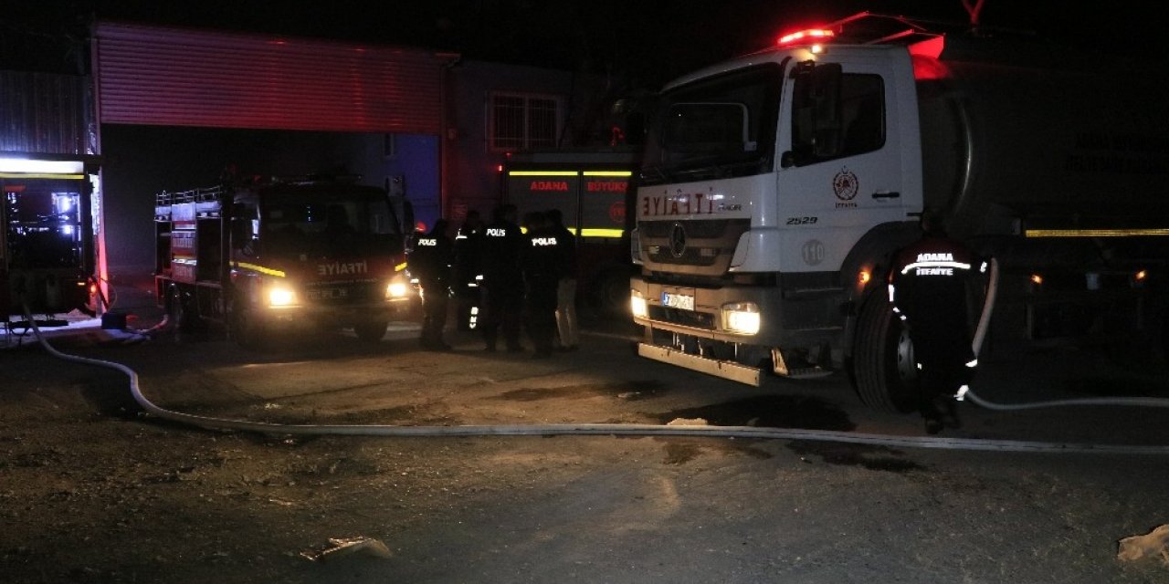 Adana’da geri dönüşüm tesisinde yangın