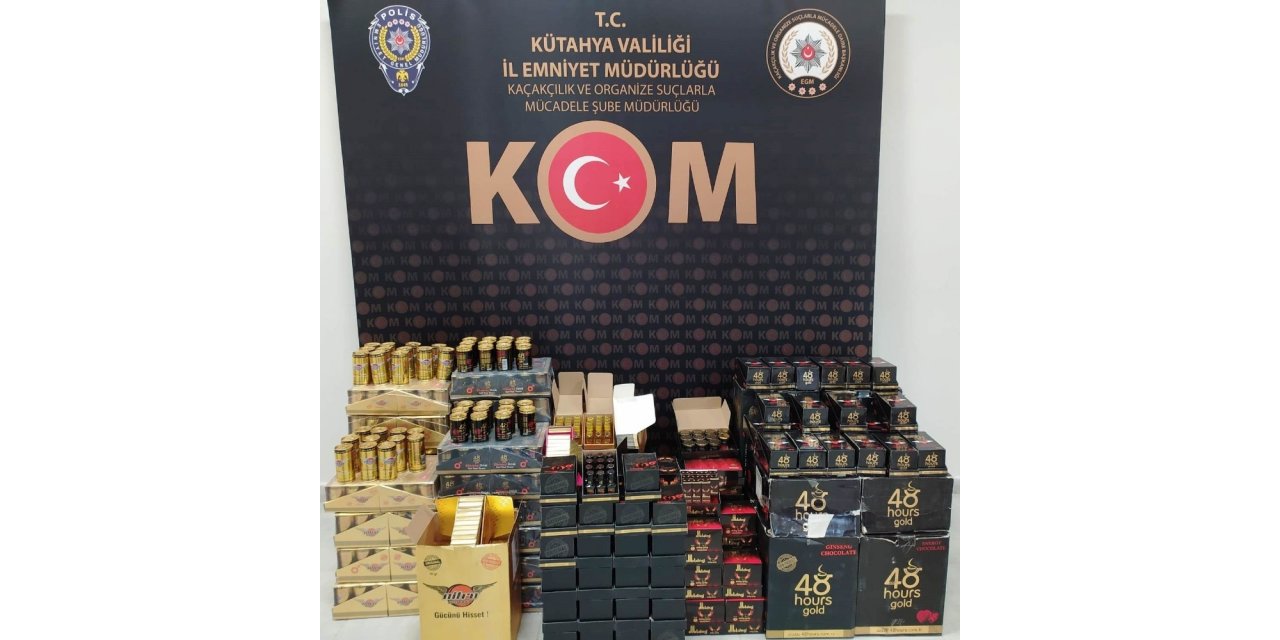 Kütahya’da cinsel içerikli kaçak ürünler ele geçirildi