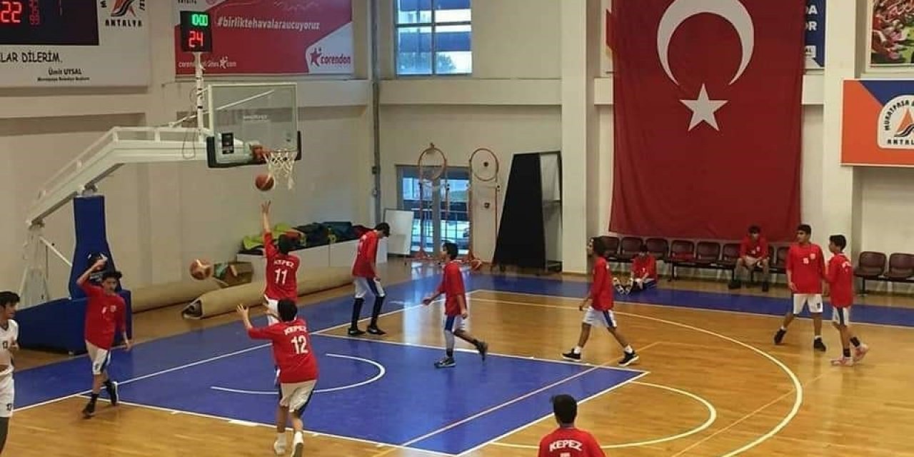 Potanın yıldızları 60-39 farkla galip geldi