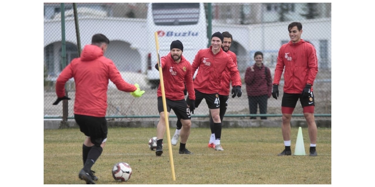 Eskişehirspor kritik Osmanlı maçının hazırlıklarını sürdürdü