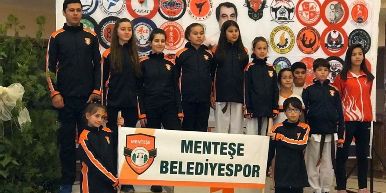 Menteşeli Karateciler’den 1 Altın 3 Gümüş 6 Bronz madalya
