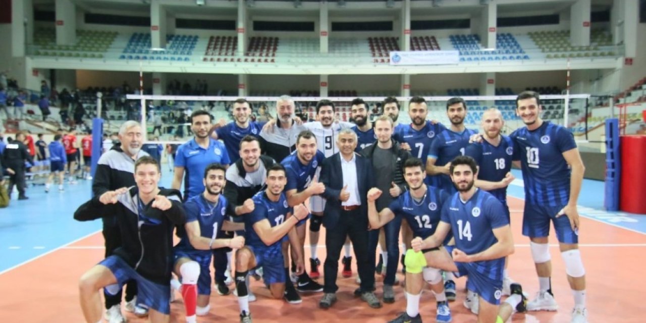 Kağıtspor Voleybol takımı Play-off’da