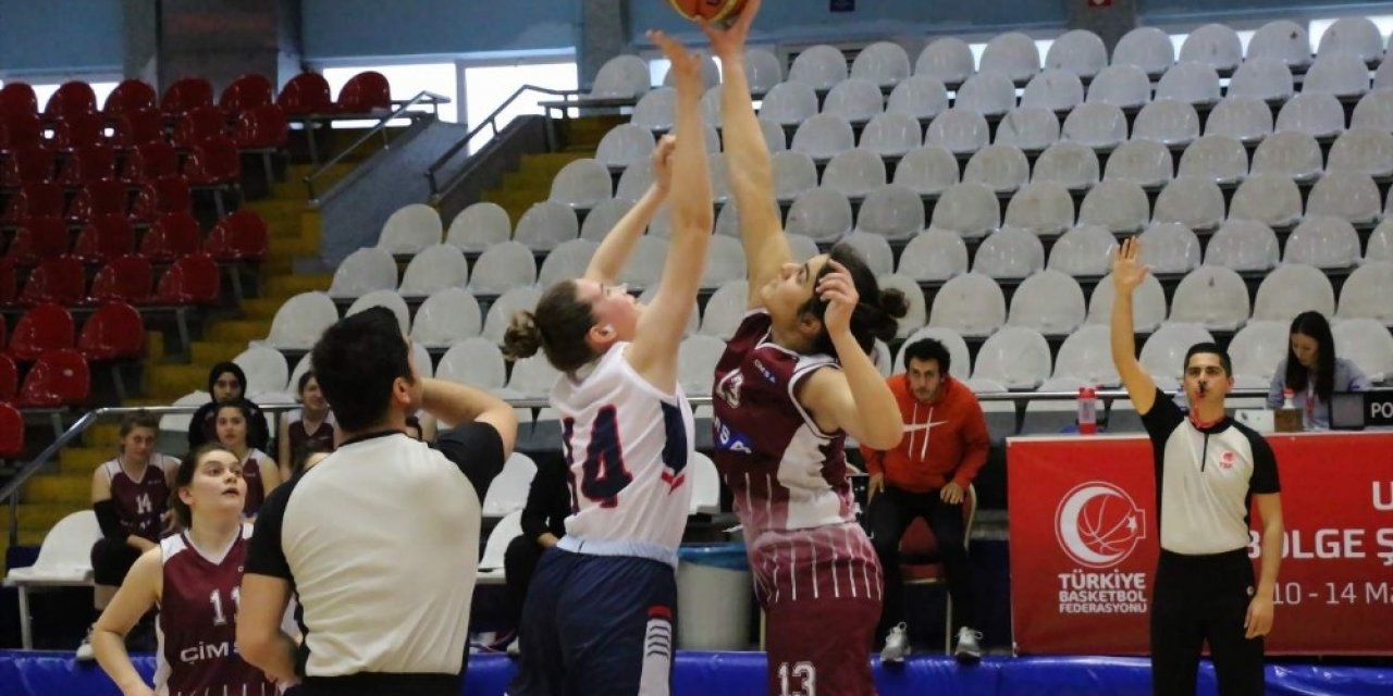 Basketbol U18 Kızlar 2. Bölge Şampiyonası Manisa’da başladı