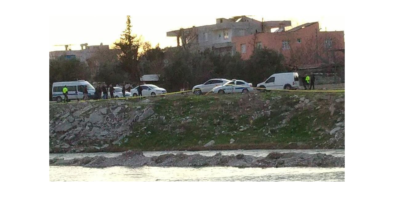 Arazide patlamamış el bombası bulundu