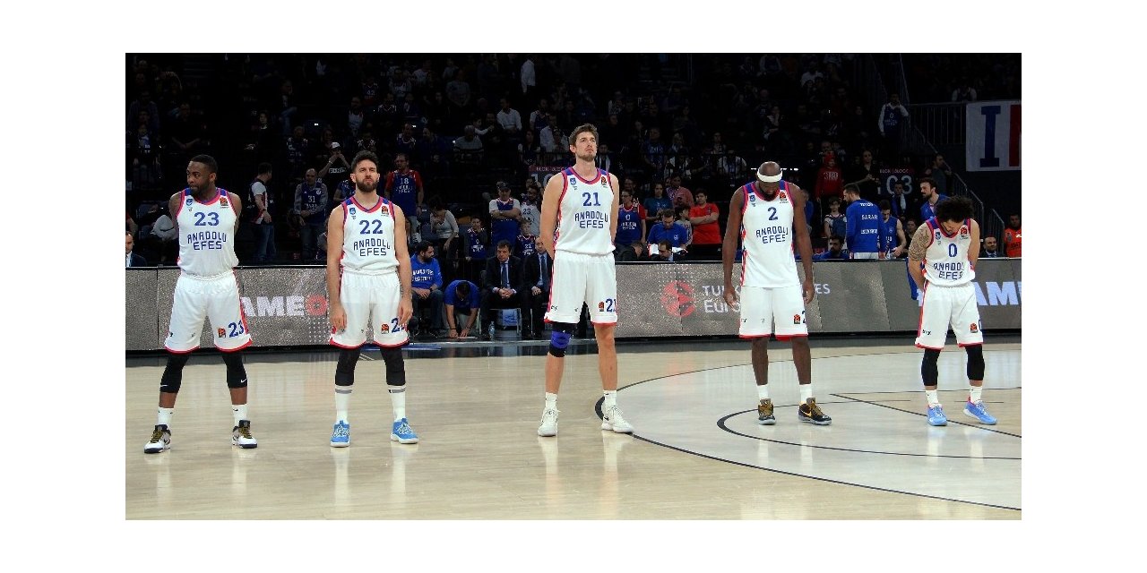 Lider Anadolu Efes’in konuğu Valencia Basket