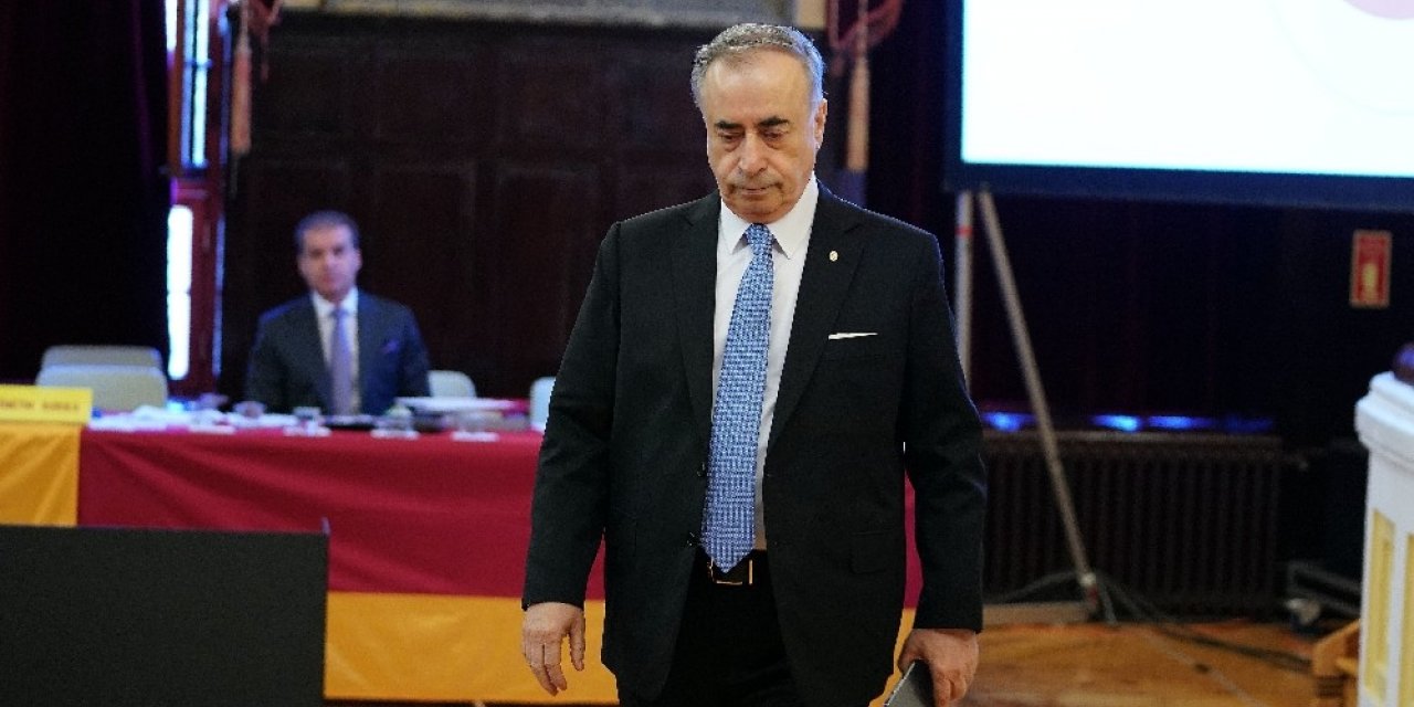 Galatasaray divanında protesto