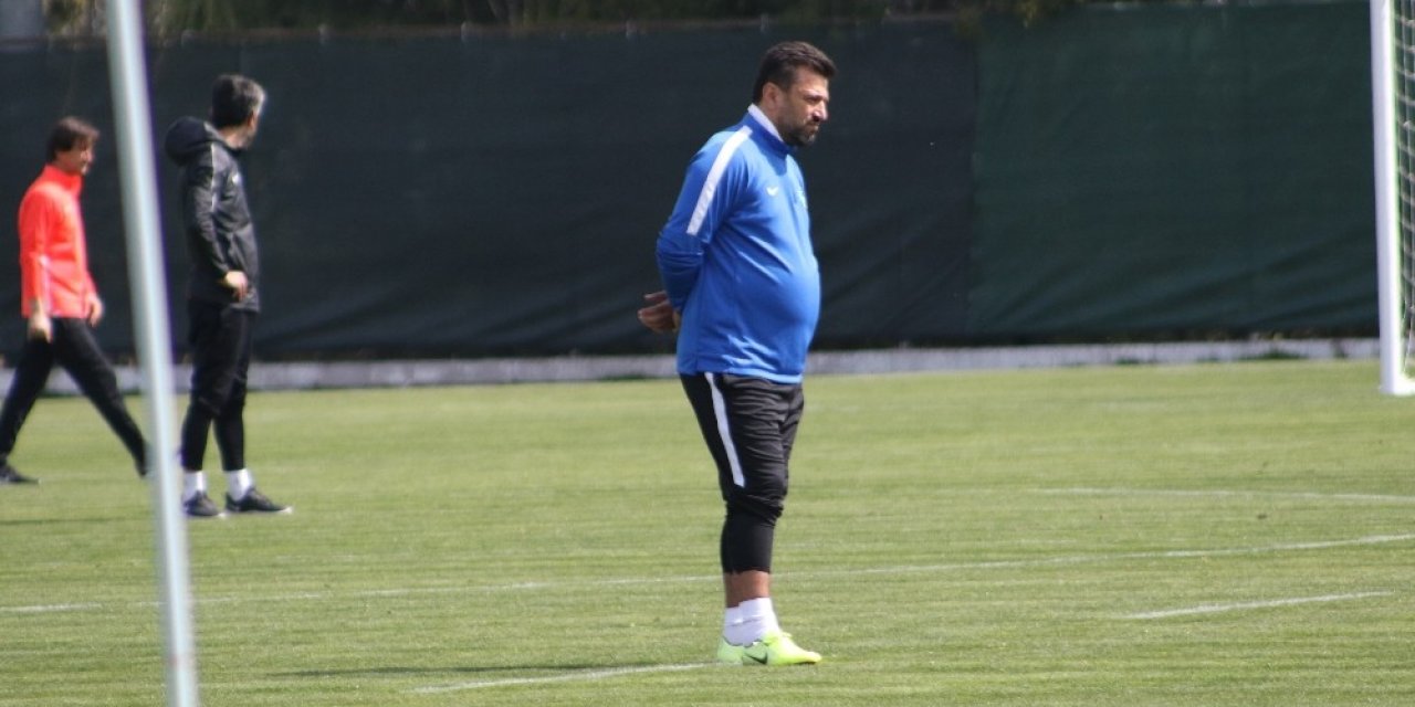 Denizlispor Teknik Direktörü Bülent Uygun’dan koronavirüsü ile ilgili ilginç açıklama: