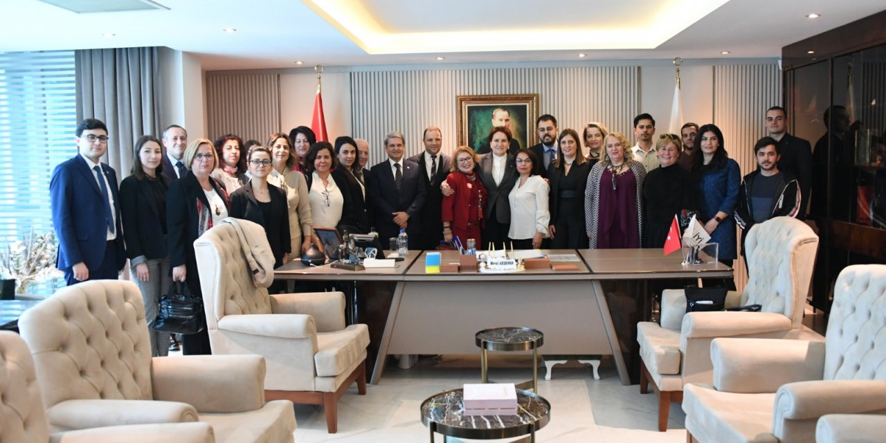 İYİ Parti Genel Başkanı Akşener, ESİAD üyelerini kabul etti