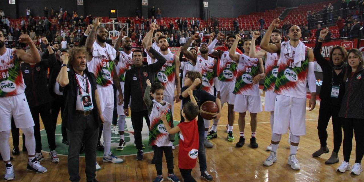 P. Karşıyaka, Avrupa’da yarı finalde