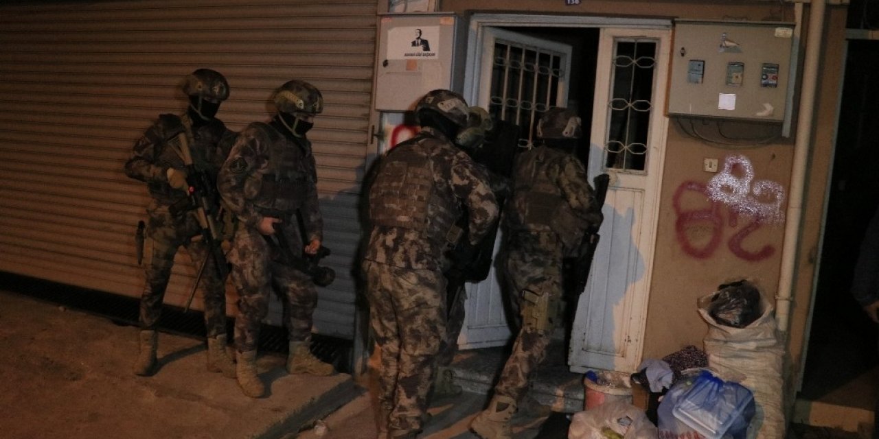 Adana’da terör örgütü DEAŞ ve El Kaide operasyonu