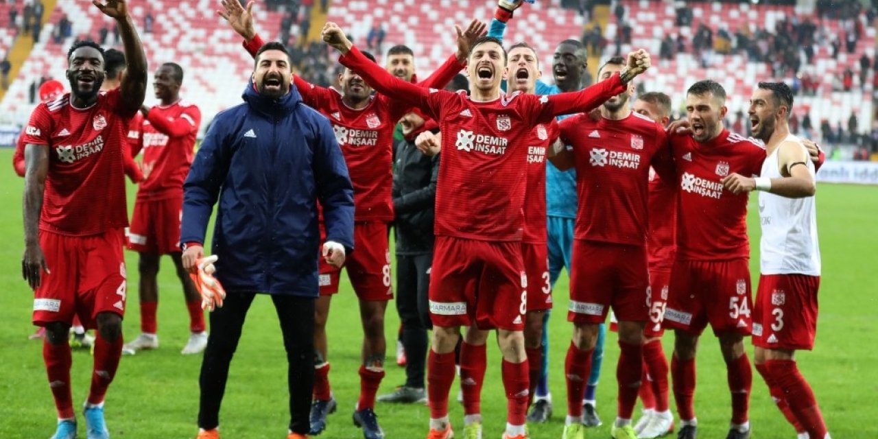 Sivasspor, Avrupa devleriyle yarışıyor