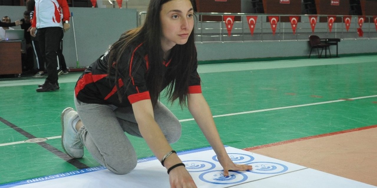 Trabzon’da Floor Curling sporuna ilgi artıyor