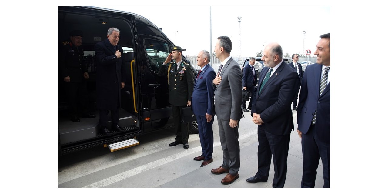 Bakan Akar, ASELSAN’ı ziyaret etti