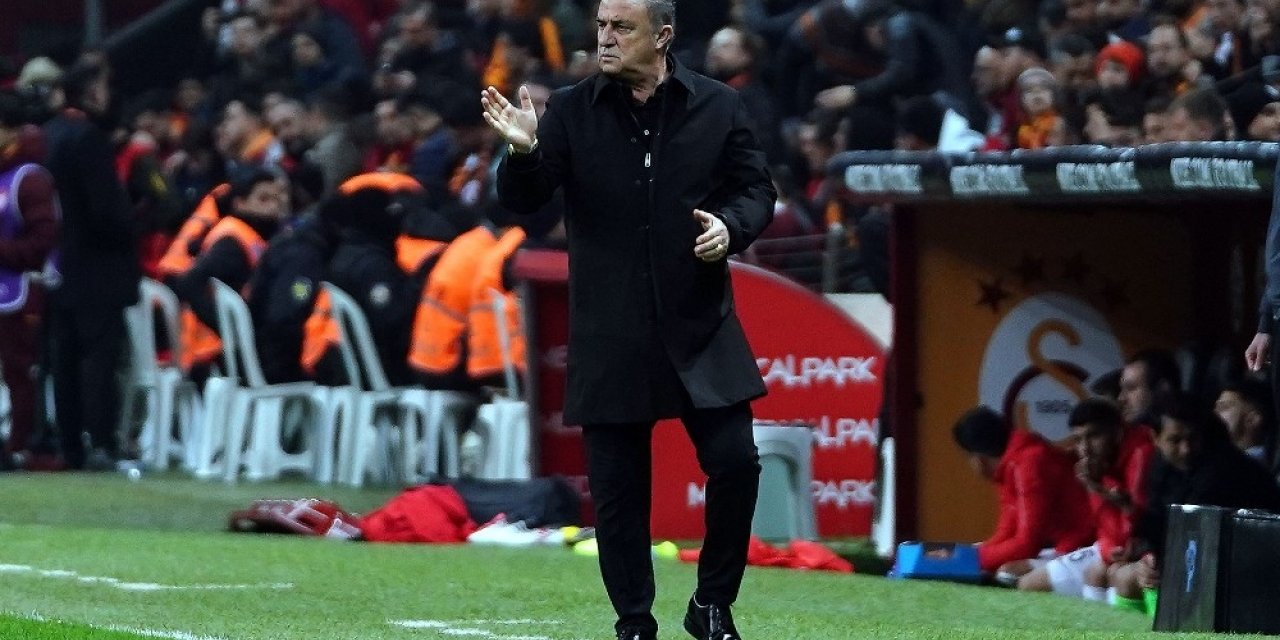 Fatih Terim, eski öğrencisi Sergen Yalçın’a yenilmedi