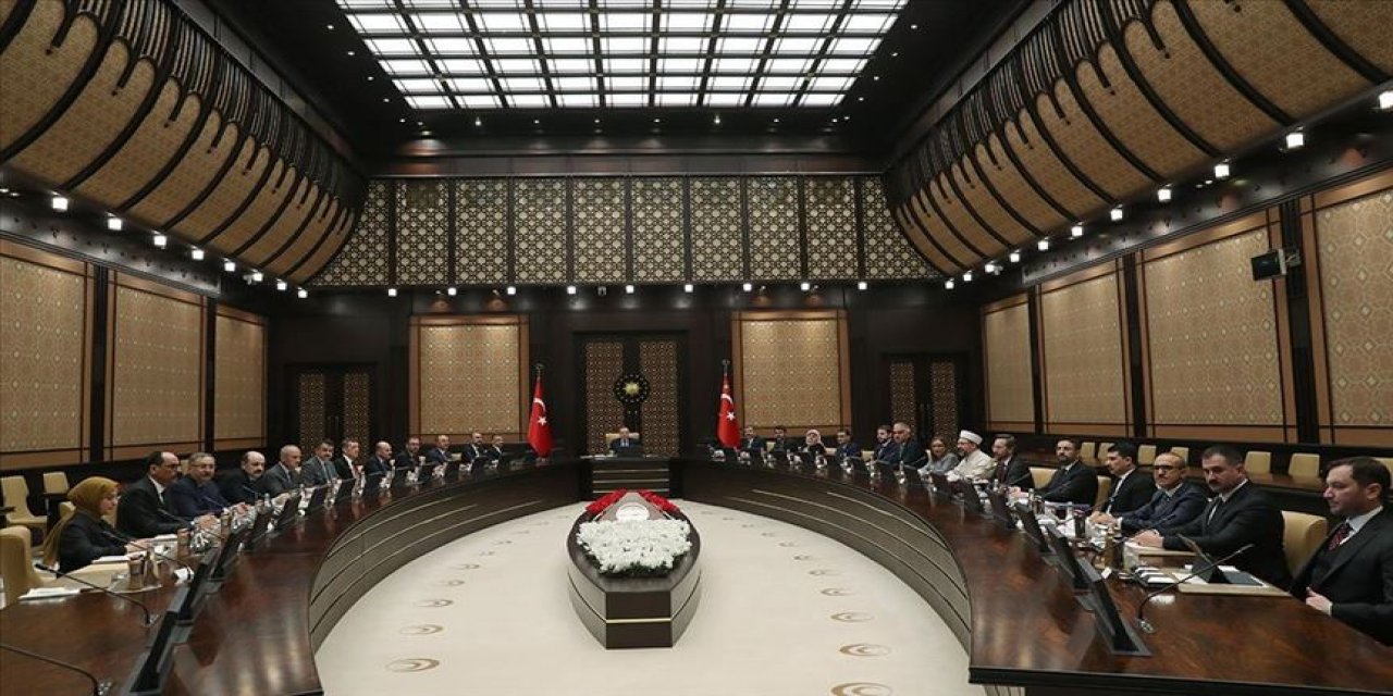 Cumhurbaşkanlığı Külliyesi'nde 'koronavirüs' zirvesi