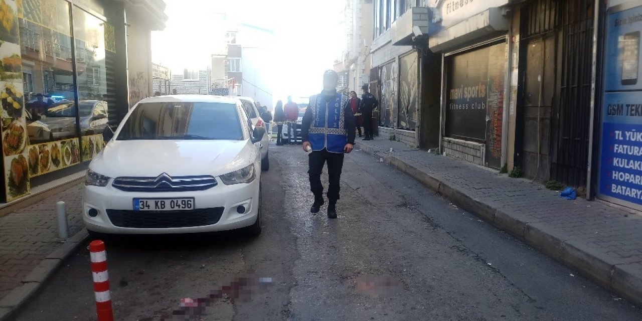 "Yanımdaki kadına baktın" dedi silahını çıkarıp vurdu