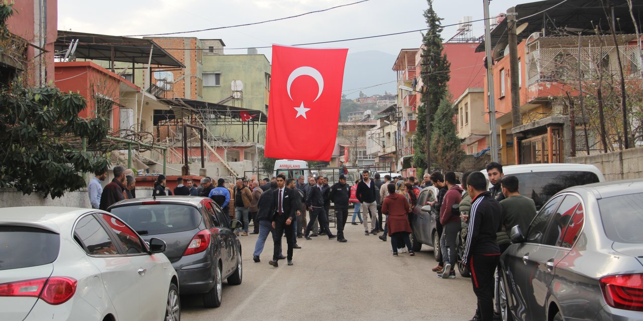 Resulayn'da şehit olan Uzman Onbaşı Buluş'un ailesine acı haber verildi
