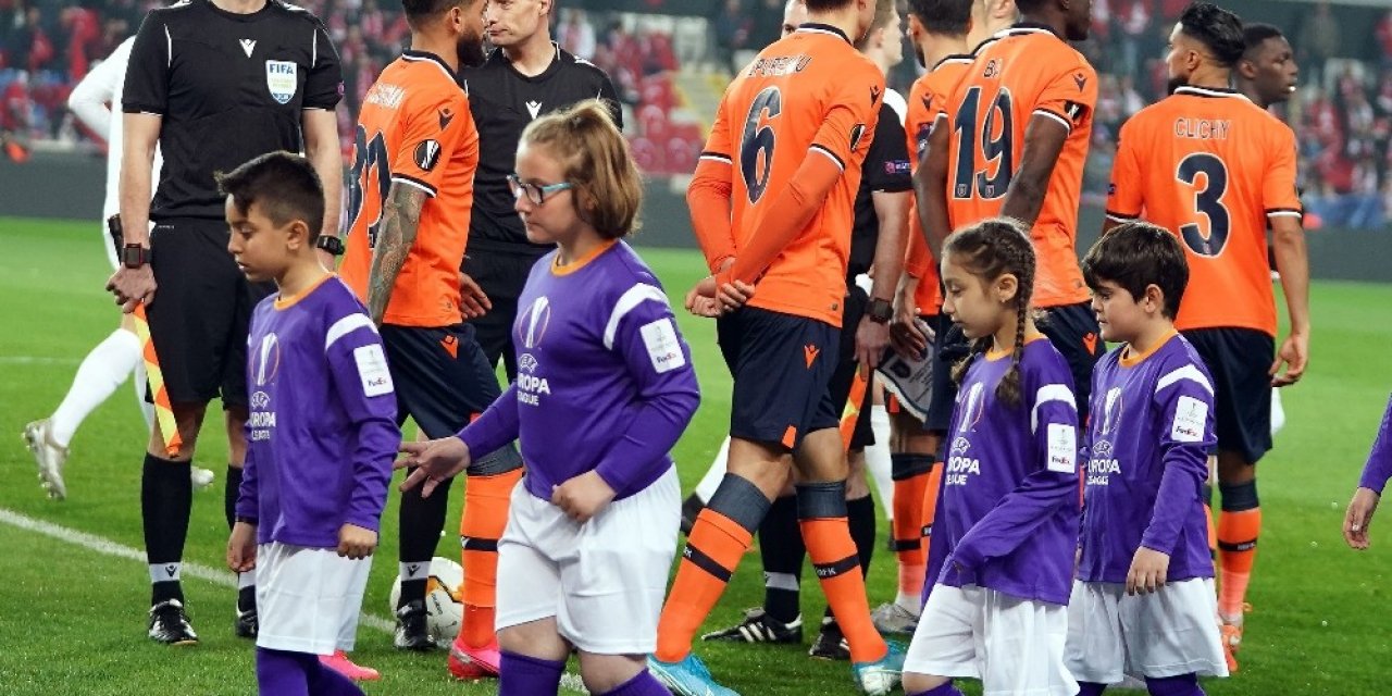 Başakşehir-Kopenhag maçında korona önlemleri!