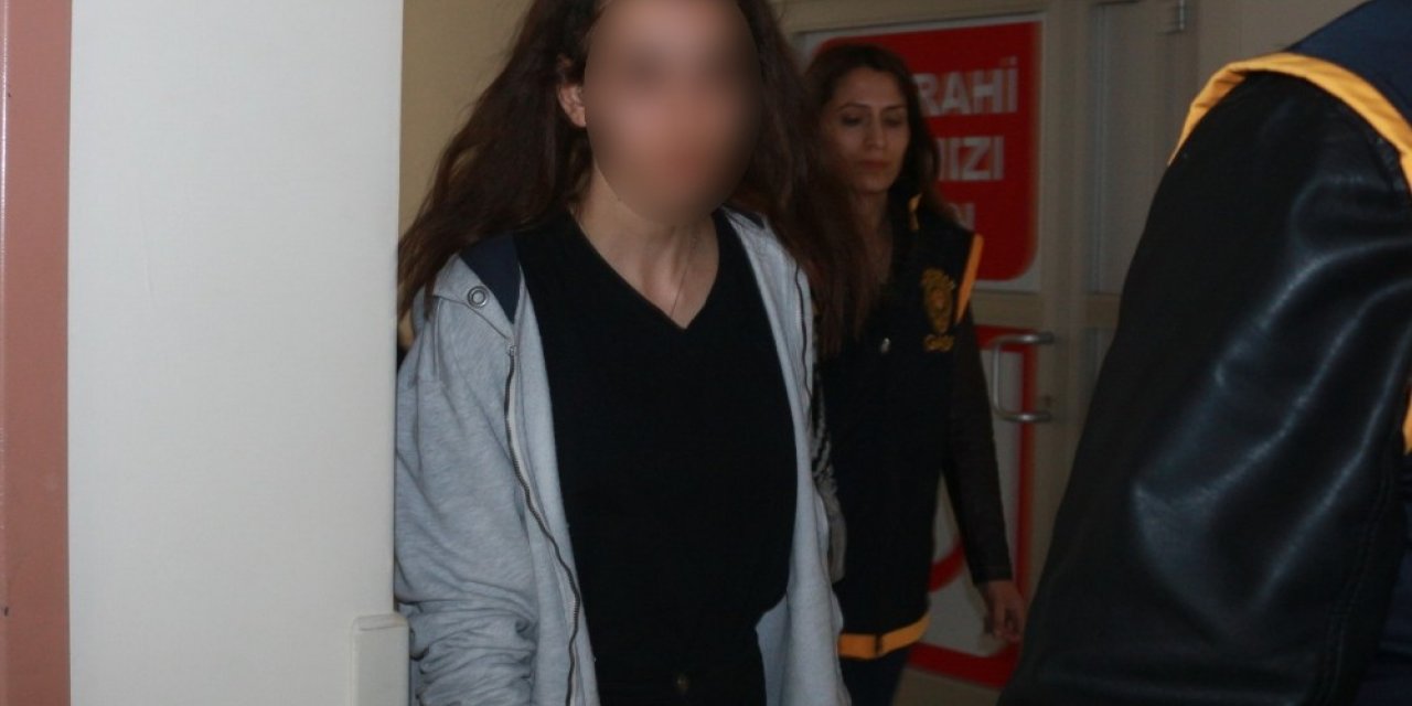 Babasını öldüren genç kız tutuklandı