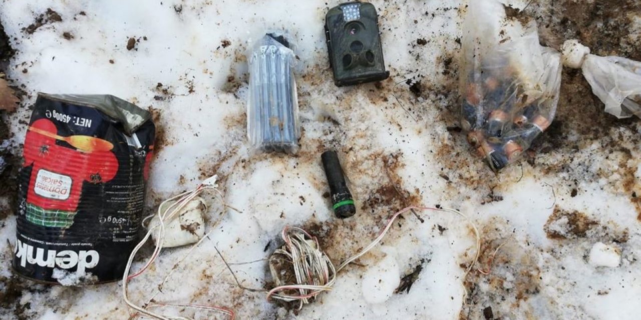 Bitlis’te terör örgütüne ait 1 adet sığınak ve araziye gizlenmiş malzeme ele geçirildi