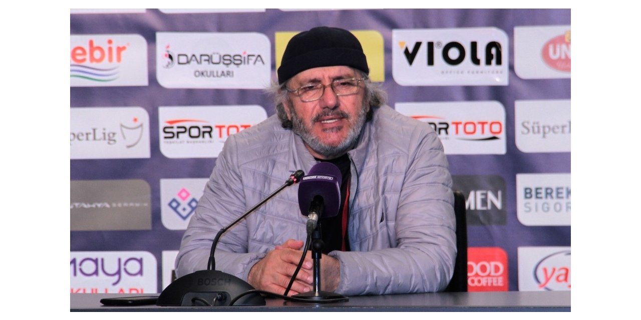 Mustafa Reşit Akçay: “Oyuncularımızın sahada verdiği mücadele oldukça iyiydi”