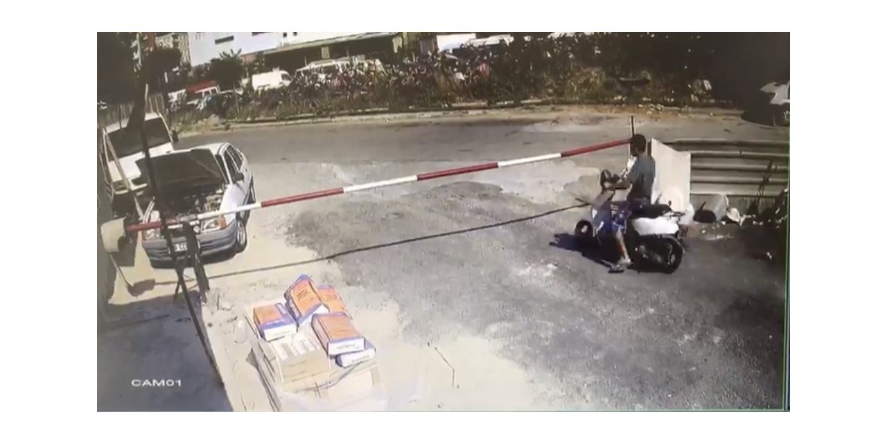 Motosiklet sürücüsünün talihsiz anı