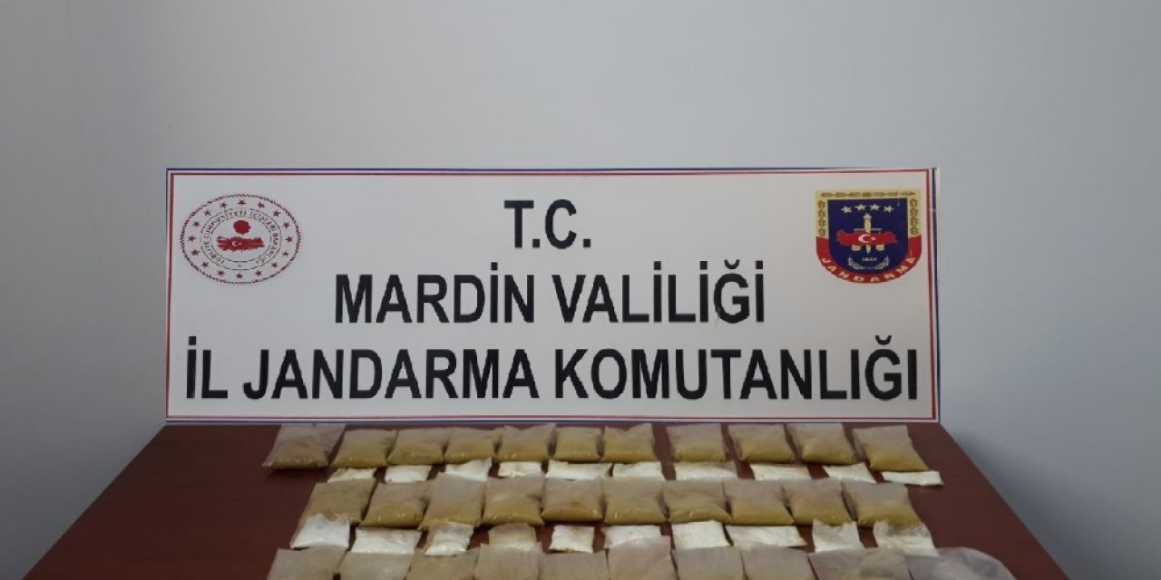 Yolcu otobüsünde baharat içerisine gizlenen kokain ele geçirildi