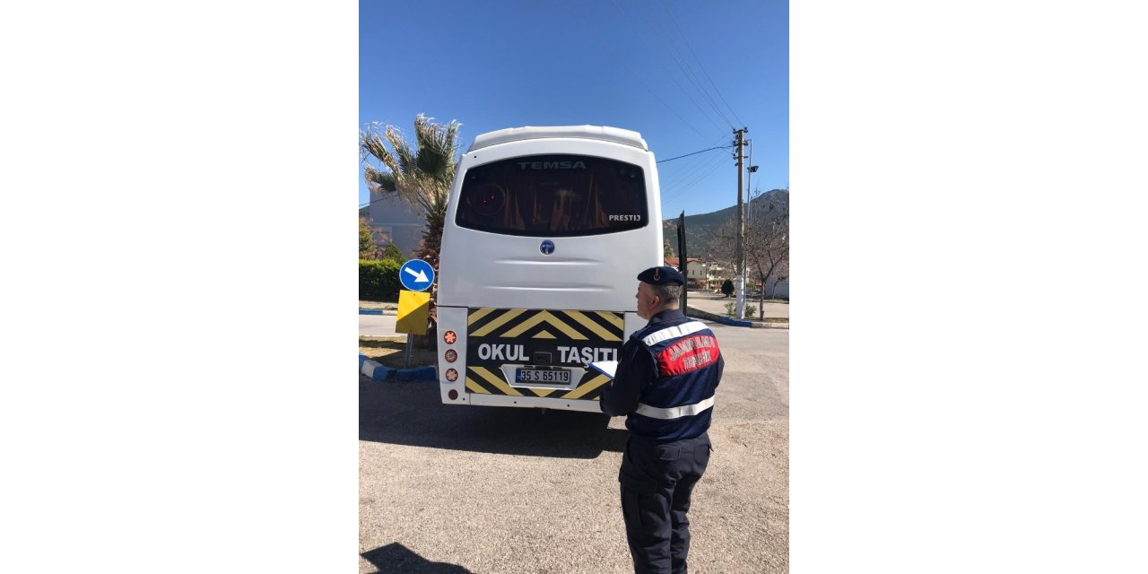 İzmir’de huzur ve güven operasyonu: 35 şahıs yakalandı