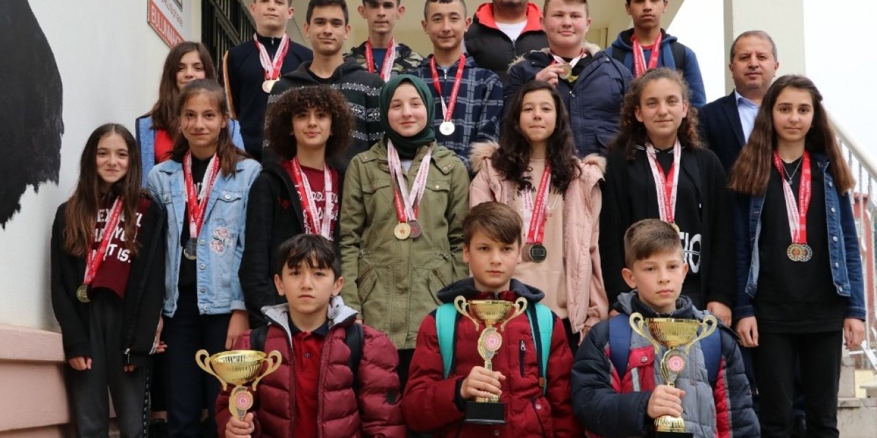 Kırılması güç bir rekora imza attılar, 7 yıl üst üste şampiyon oldular