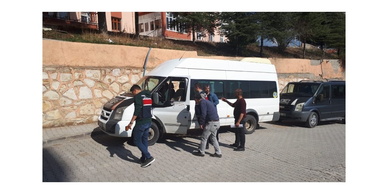 Akrabasının minibüsüne ateş açtı: 1 ölü