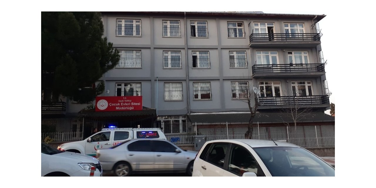 Uşak’taki yetiştirme yurdunda yangın çıktı