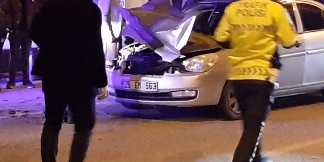 Otomobil tır’a arkadan çarptı; 1 yaralı