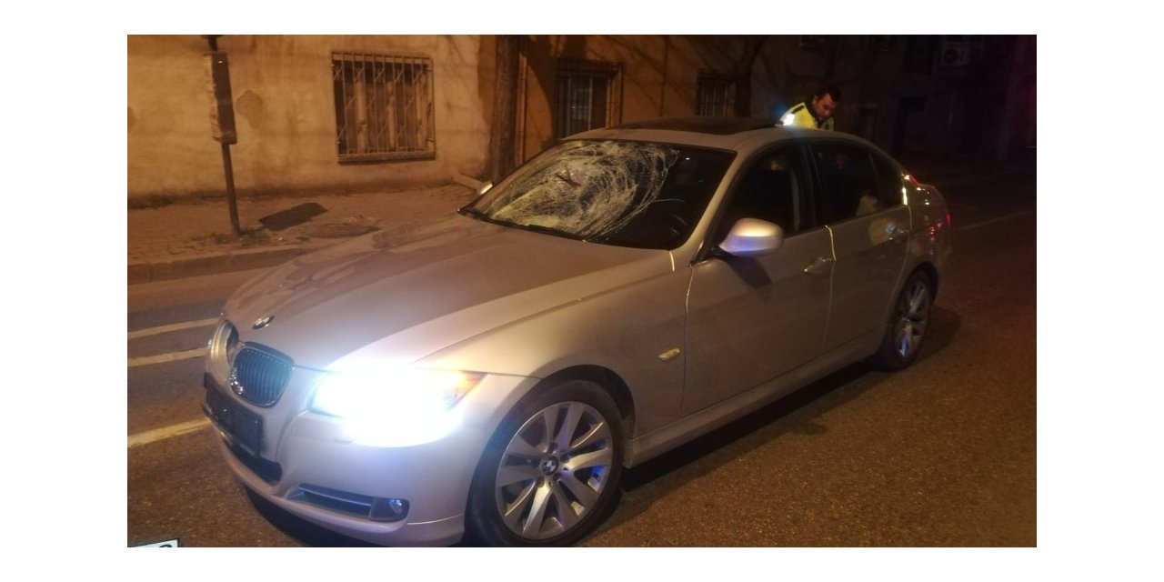 İzmir’de otomobilin çarptığı yaya hayatını kaybetti