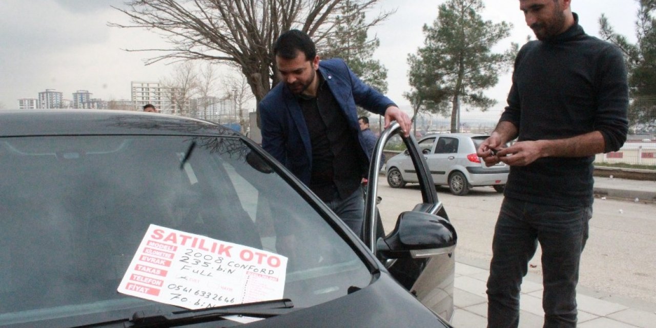 İkinci el pazarında alıcı da, satıcı da fiyatlardan yakınıyor