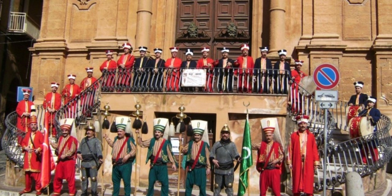 Hayat kurtaran mehter başı
