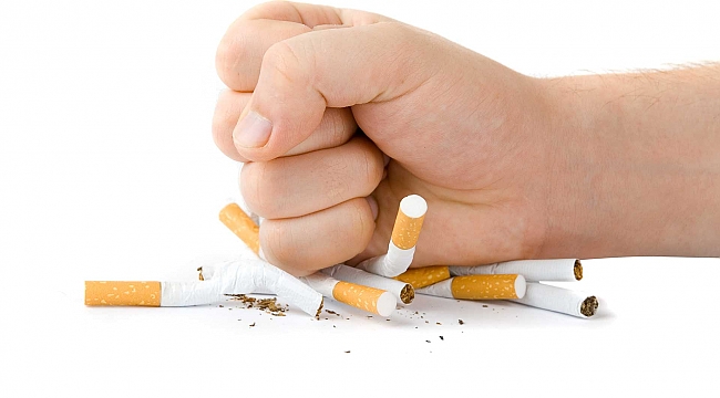 Koronvirüs en çok sigara tiryakilerini vuruyor!