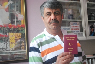 Biyometrik pasaport sabırları zorluyor!